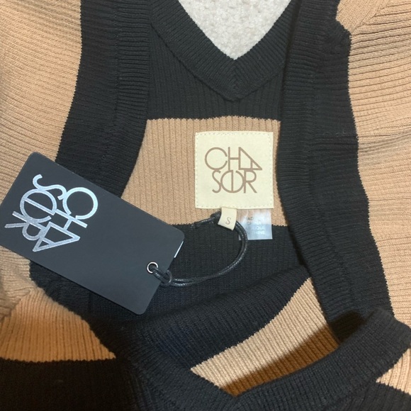 NWT Chaser Stripe V-Neck Sweater Women Small Tan Black 100% Cotton - Picture 6 of 7